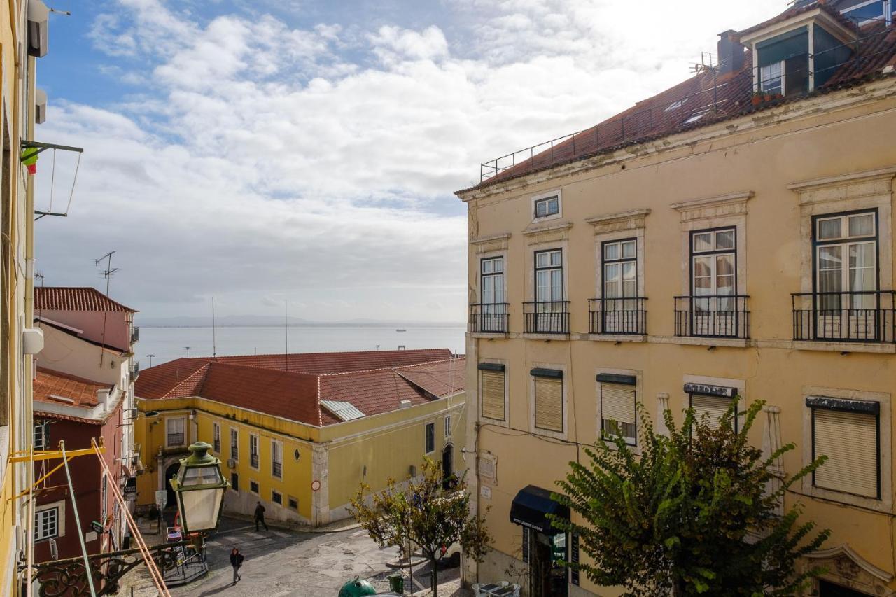 Colourful Alfama Apartment Lisboa 外观 照片